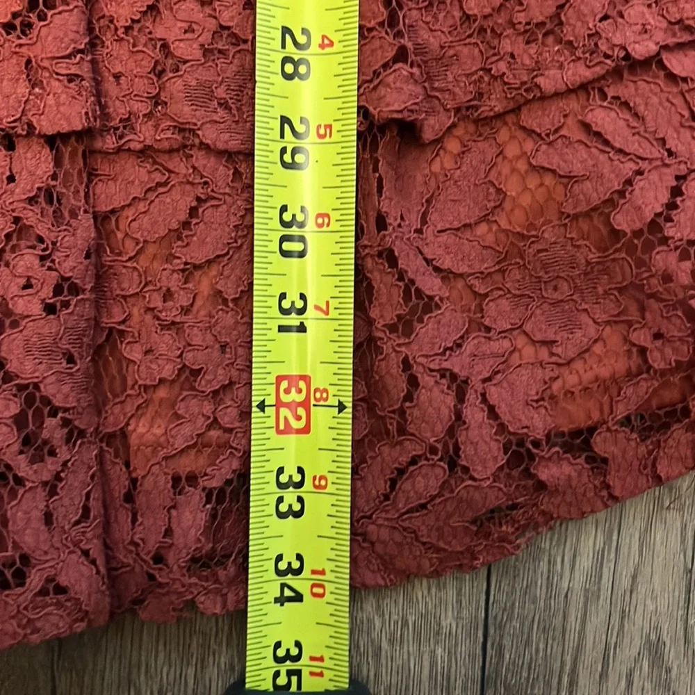 Main strip v neck ruffle Marsala dress - Picture 4 of 9